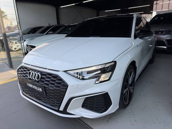 AUDI A3 2.0 40 TFSI MHEV SEDAN PERFORMANCE BLACK S-TRONIC AUDI A3 2.0 40 TFSI MHEV SEDAN PERFORMANCE BLACK S-TRONIC